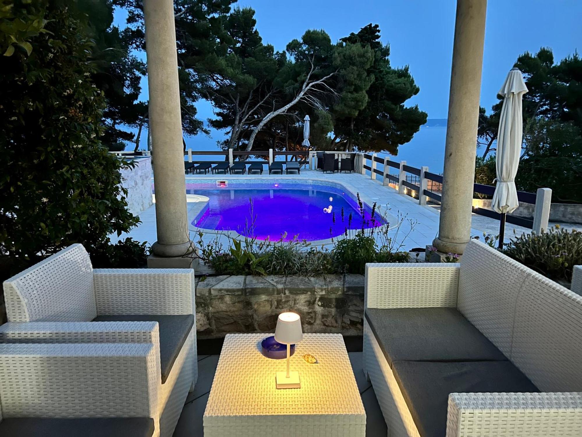 Vila Vera Seafront Apartments 수마르틴 외부 사진