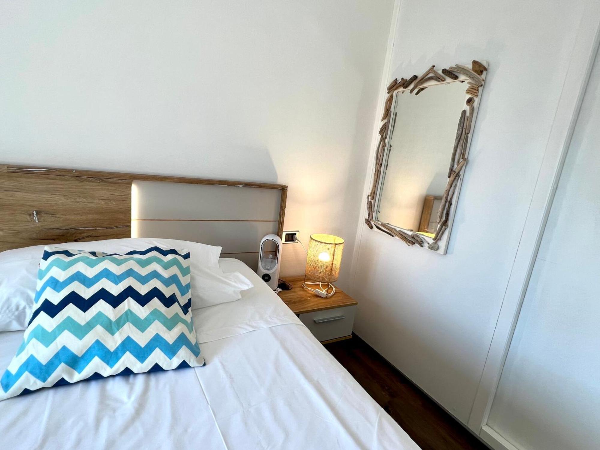 Vila Vera Seafront Apartments 수마르틴 외부 사진