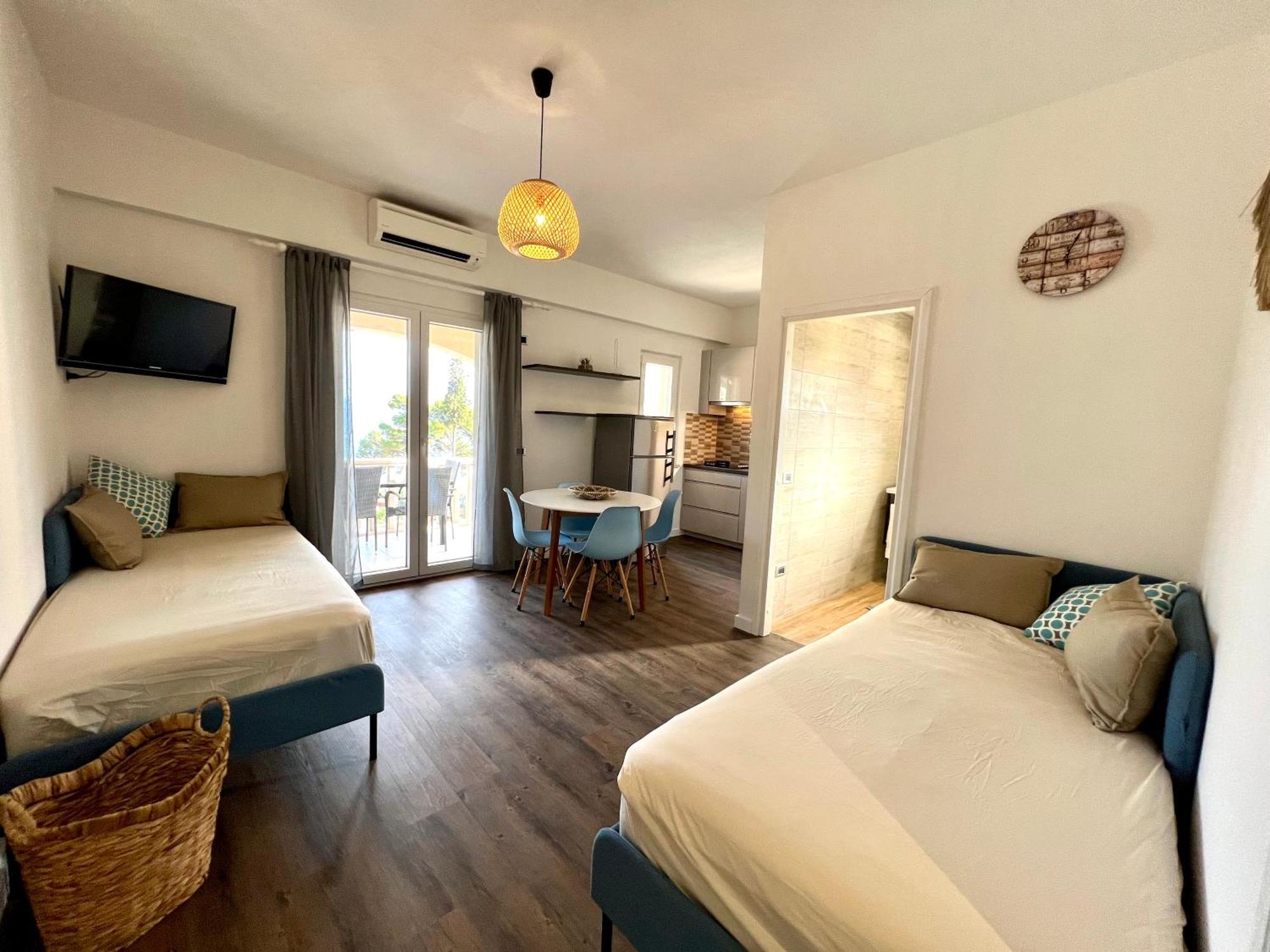 Vila Vera Seafront Apartments 수마르틴 외부 사진