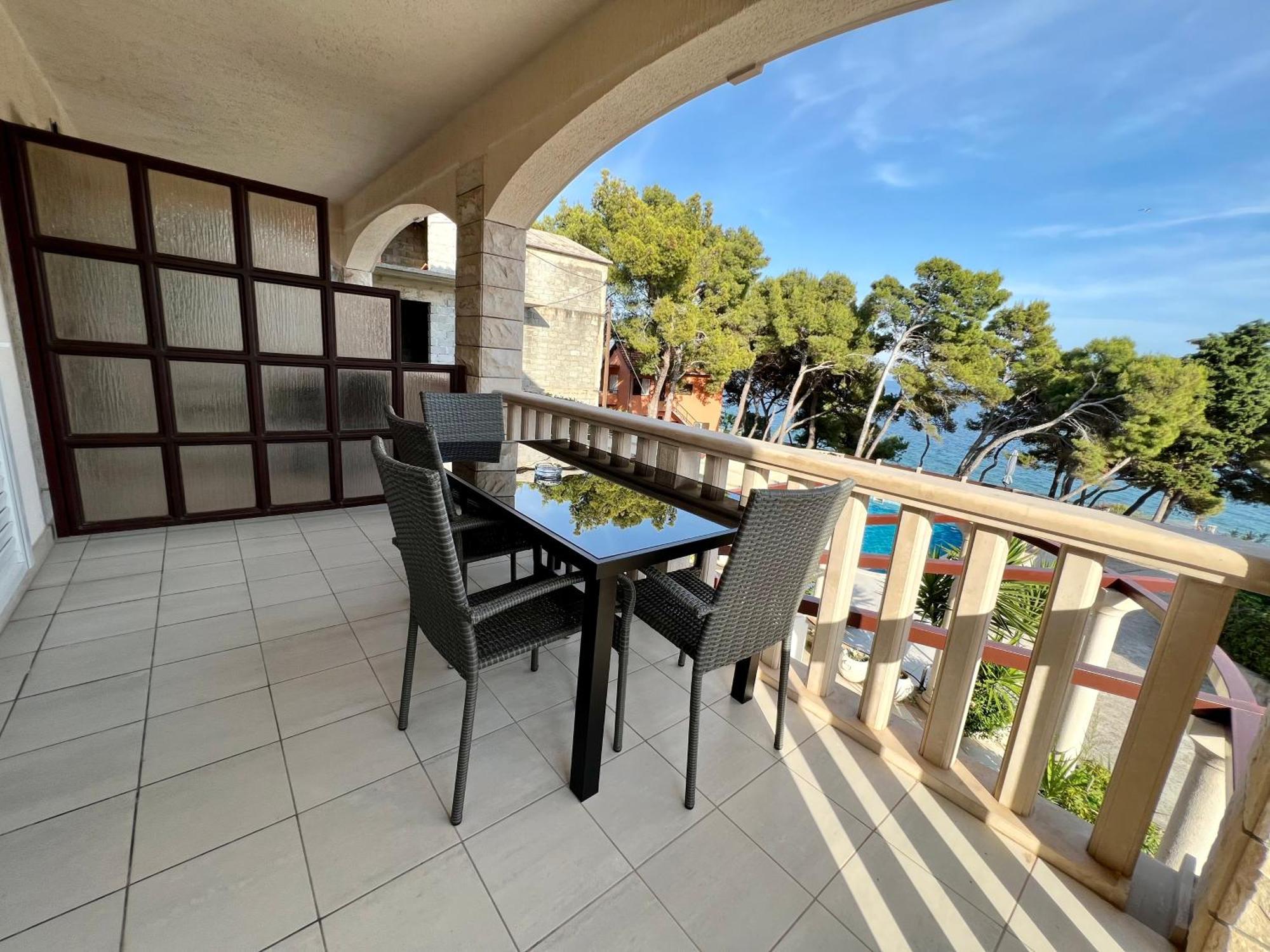 Vila Vera Seafront Apartments 수마르틴 외부 사진